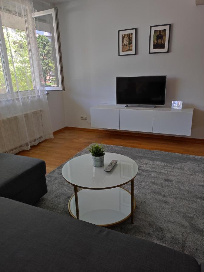 Apartments Dora Ζάγκρεμπ Εξωτερικό φωτογραφία